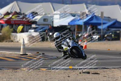 media/Dec-17-2023-CVMA (Sun) [[bf0c04832d]]/Race 2 Amateur Supersport Open/